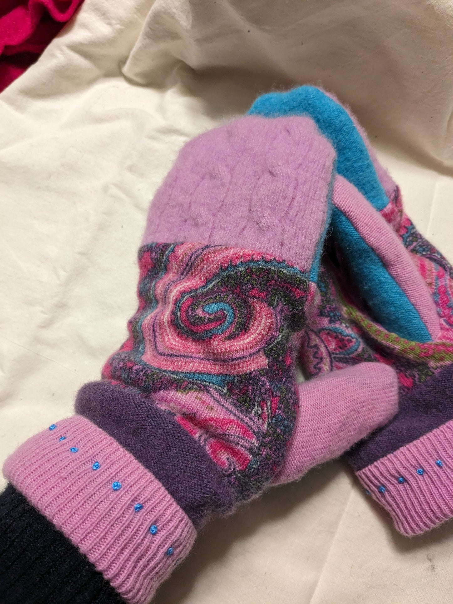 Double cashmere mittens - Pink and Patterned